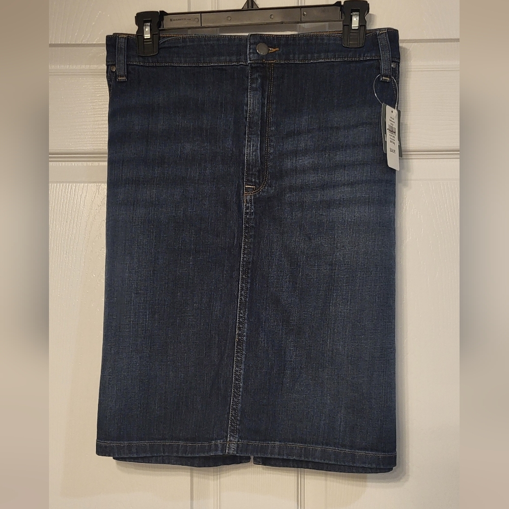 NWT LL Bean Dark Indigo Wash Denim Skirt Size 24W Regular